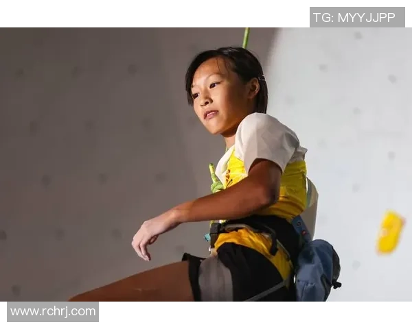 攀岩传奇黄伟的成长之路与挑战人生的精彩对话 攀岩传奇黄伟的成长之路与挑战人生的精彩对话